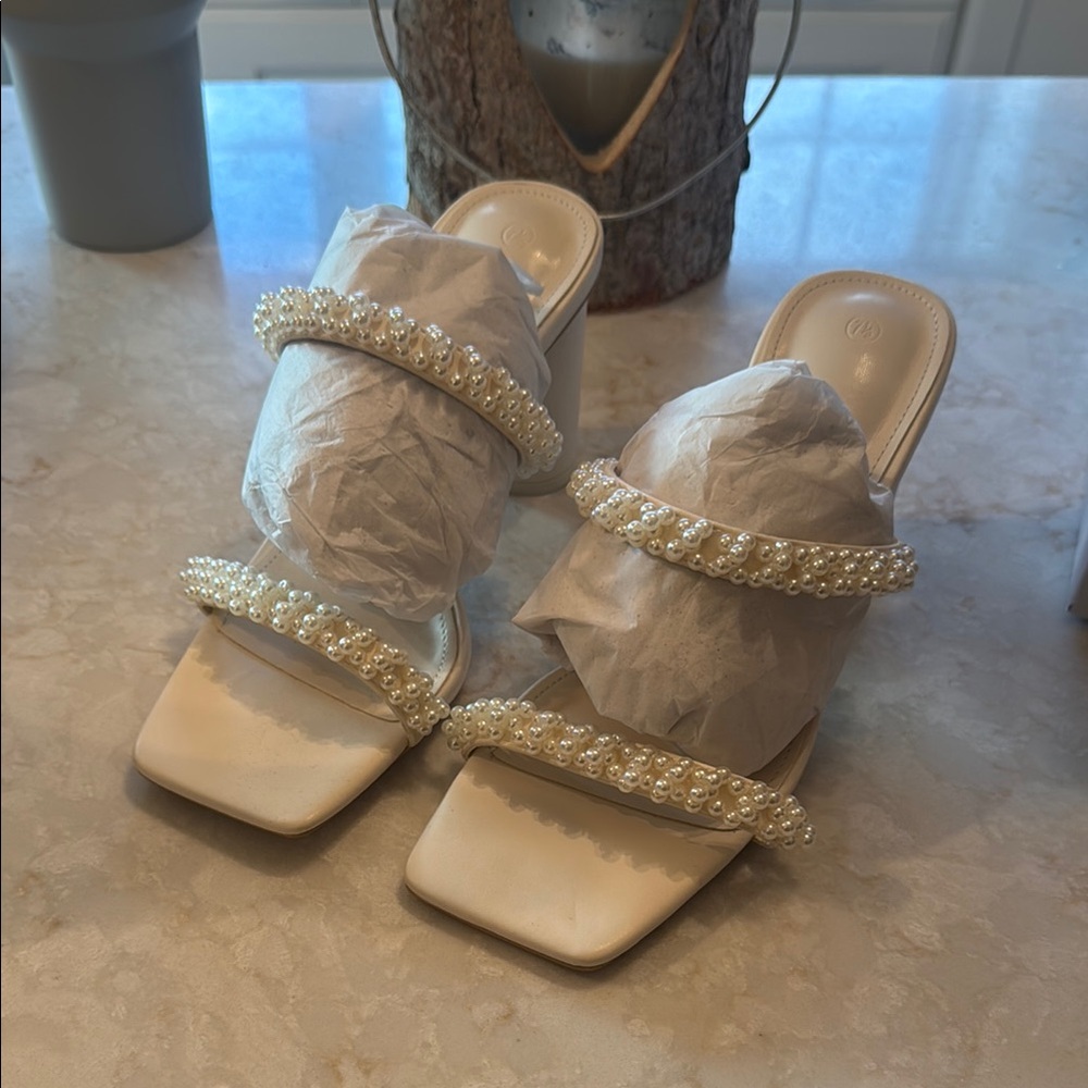Elegant white Pearl-Embellished Women's Heels